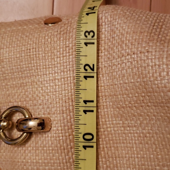 Basket weave look purse - Picture 3 of 16